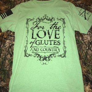 Grunt Style men’s medium shirt